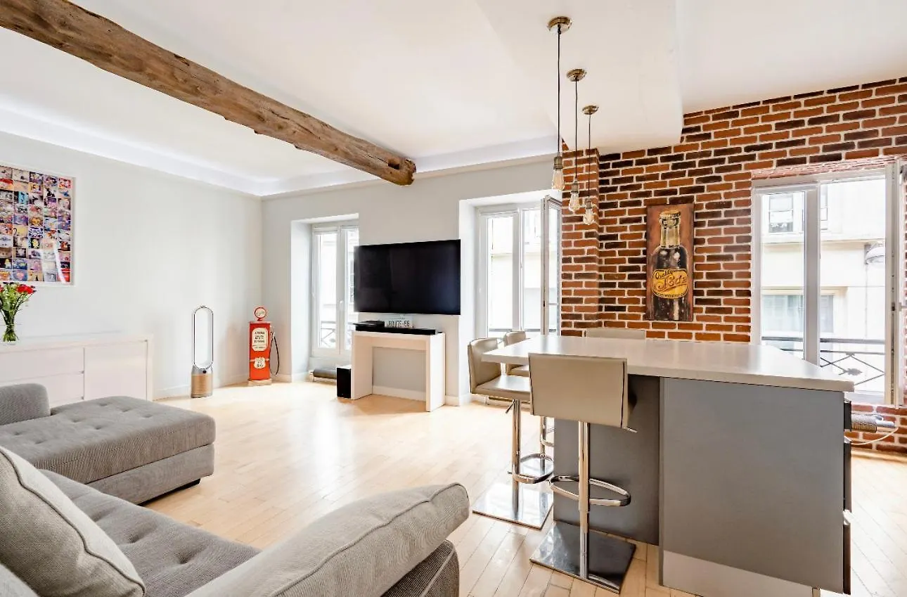 Stylish Place In Prime Location Paris